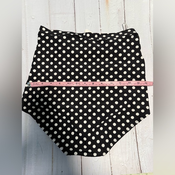 Turquoise Bikini Top and Polka Dot High-Waisted Bottoms - Picture 4 of 6